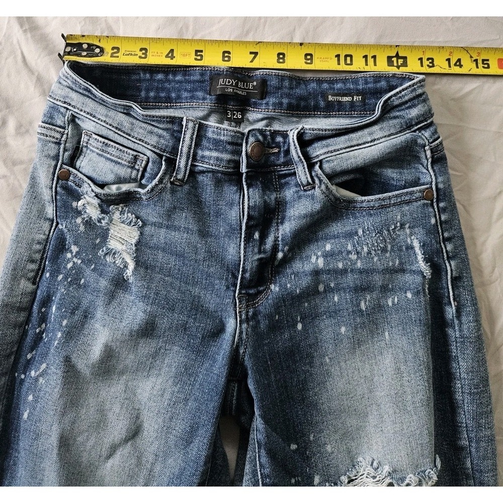 Judy Blue Boyfriend Fit Jeans Women's Size 3/26 Distressed Denim Light Wash - Picture 4 of 7
